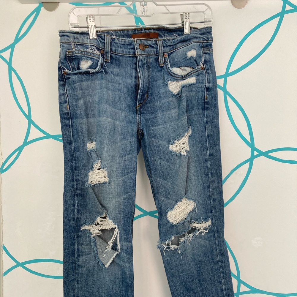 Joe’s Jeans. Boyfriend cut.